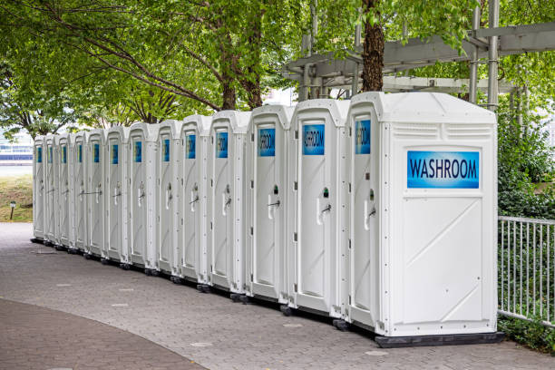 Best Luxury portable toilet rental  in Abaster, AL